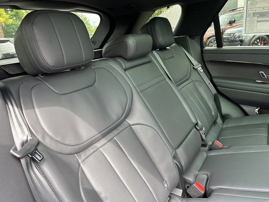 New 2025 Land Rover Range Rover Sport Dynamic SE image 18