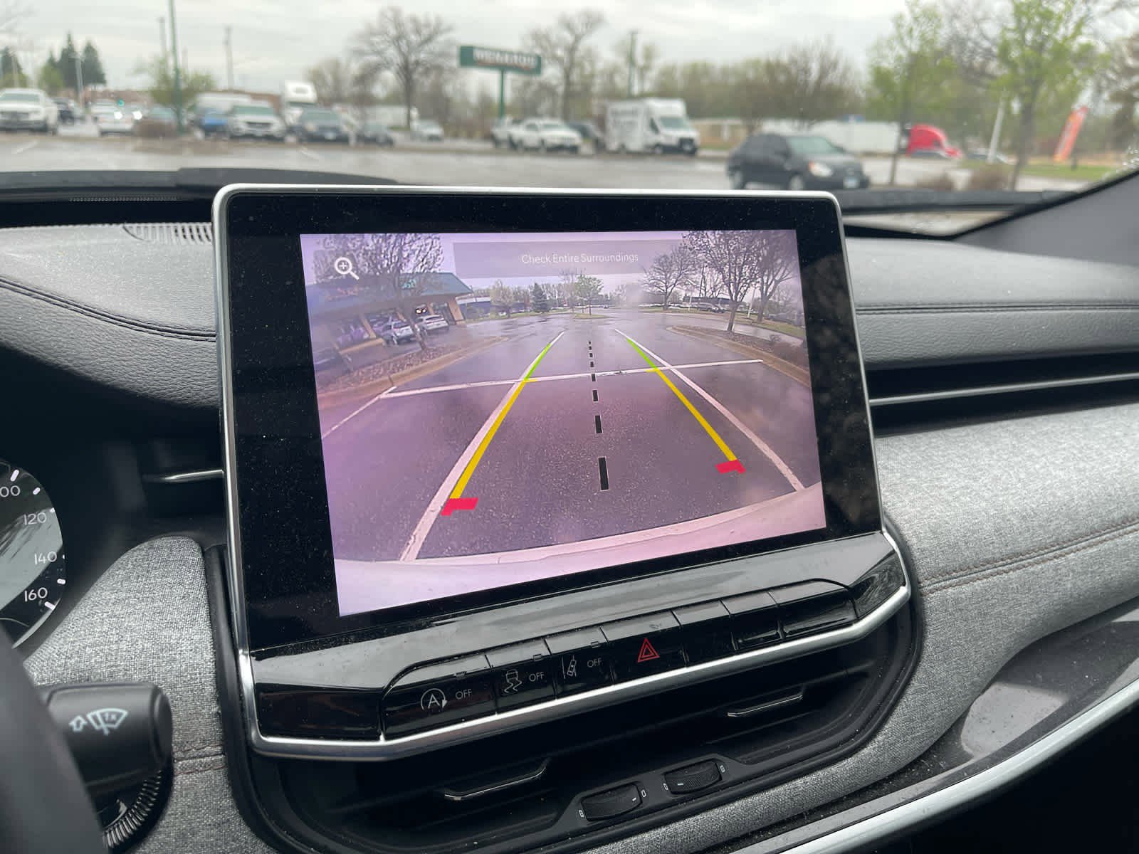 Used 2023 Jeep Compass Latitude w/ Sun and Sound Group AWD/4WD image 11