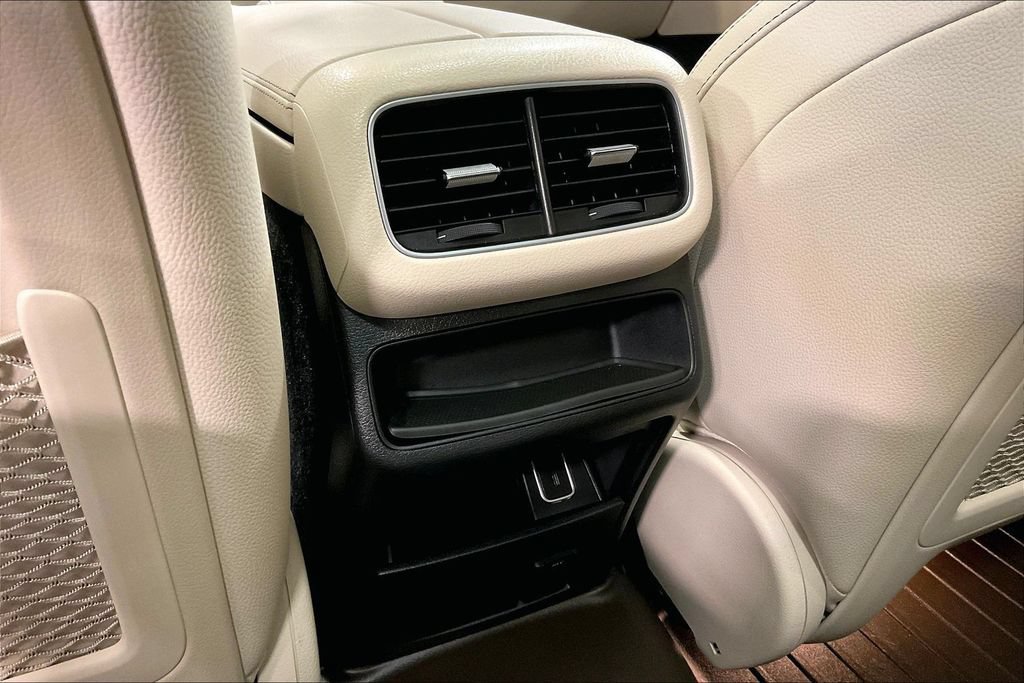 Used 2022 Mercedes-Benz GLE 450 4MATIC image 11