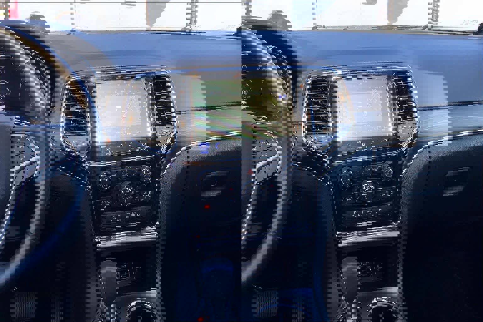 Used 2020 Jeep Grand Cherokee Limited image 7