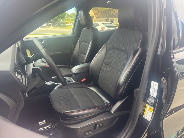 Used 2023 Ford Escape ST-Line w/ Tech Pack #1 image 11