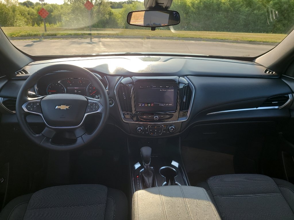 Used 2023 Chevrolet Traverse LT AWD/4WD image 19