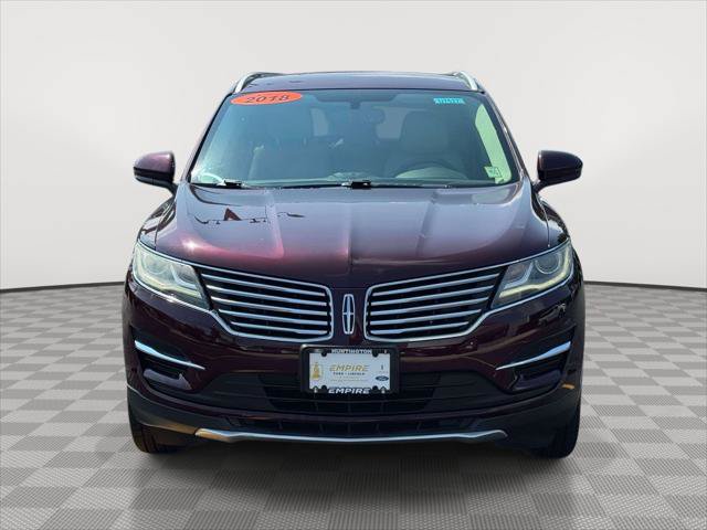 Used 2018 Lincoln MKC Premiere AWD/4WD image 2