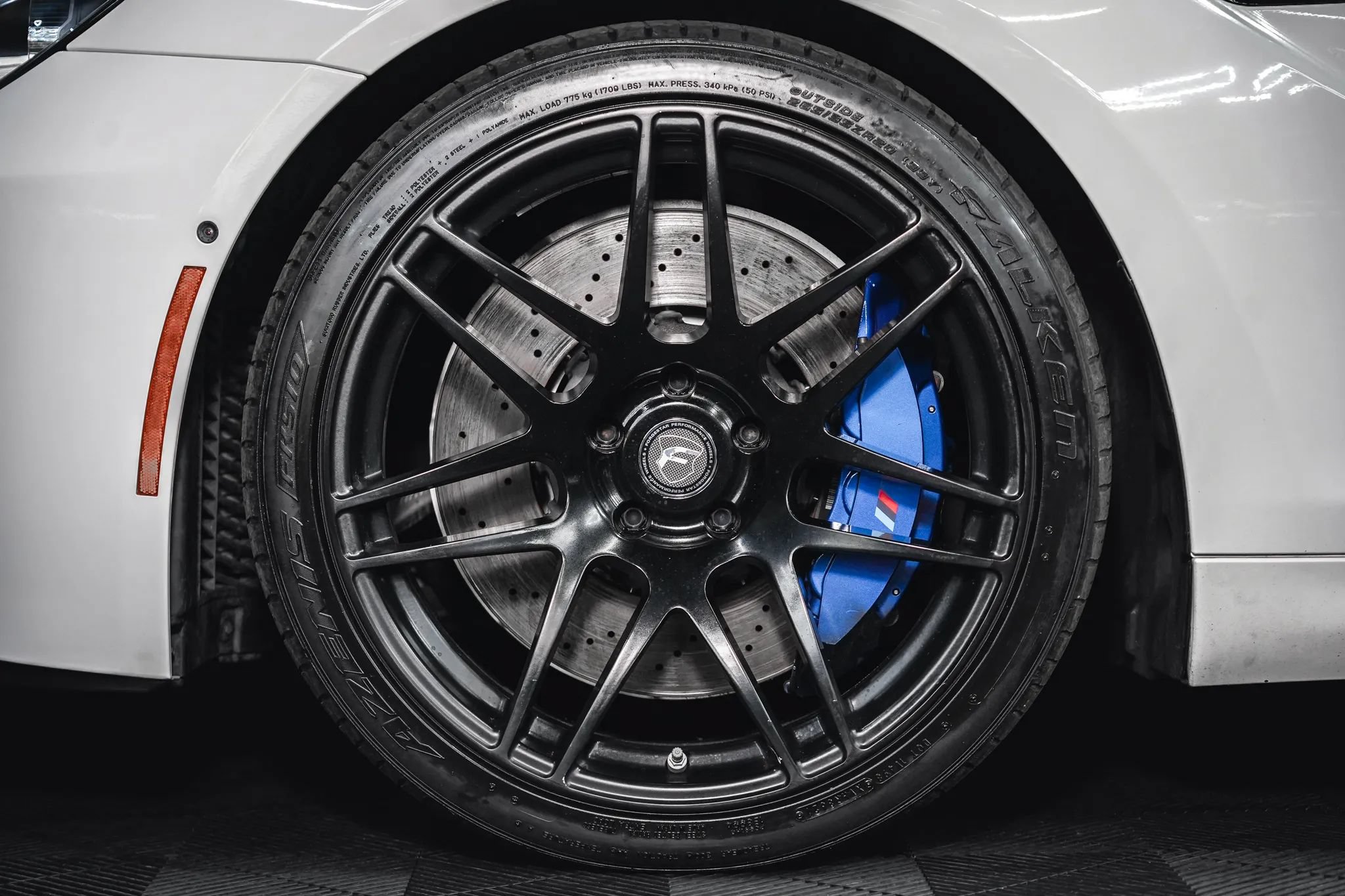 Used 2016 BMW M6 Gran Coupe w/ Executive Package RWD image 15