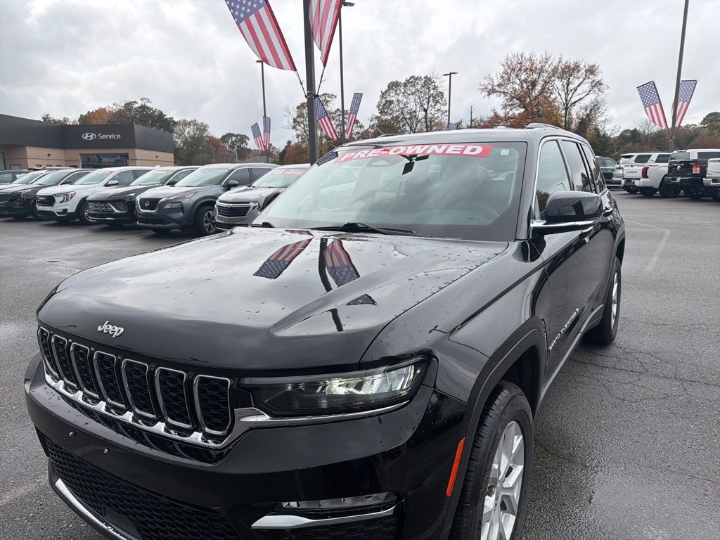Used 2023 Jeep Grand Cherokee Limited image 12
