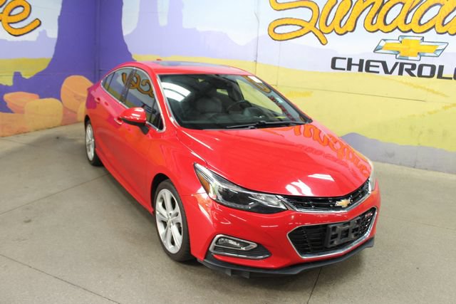 Used 2016 Chevrolet Cruze Premier w/ Premier True North Edition FWD image 3