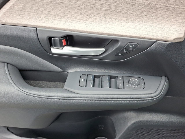 Used 2026 Toyota Grand Highlander Limited image 18