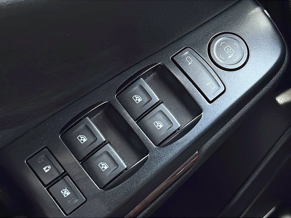 Used 2020 GMC Yukon SLE w/ Convenience Package AWD/4WD image 18