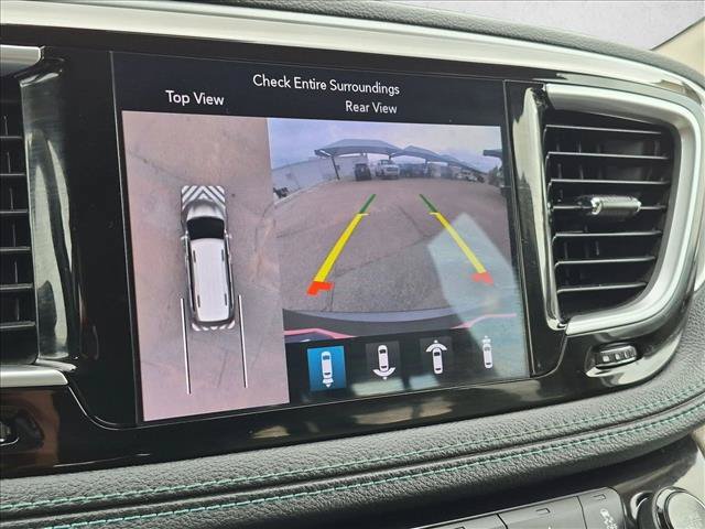 Used 2018 Chrysler Pacifica Limited w/ Advanced Safetytec Group FWD image 20