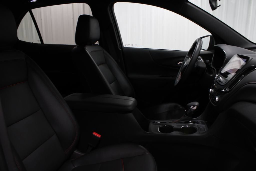 Used 2024 Chevrolet Equinox RS w/ RS Leather Package image 59