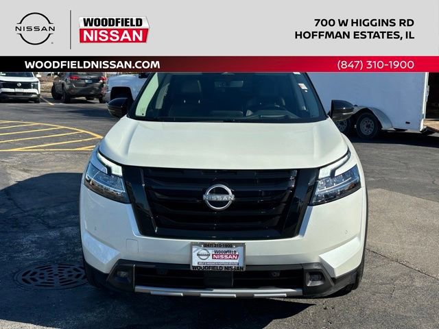 Certified 2023 Nissan Pathfinder Platinum image 2