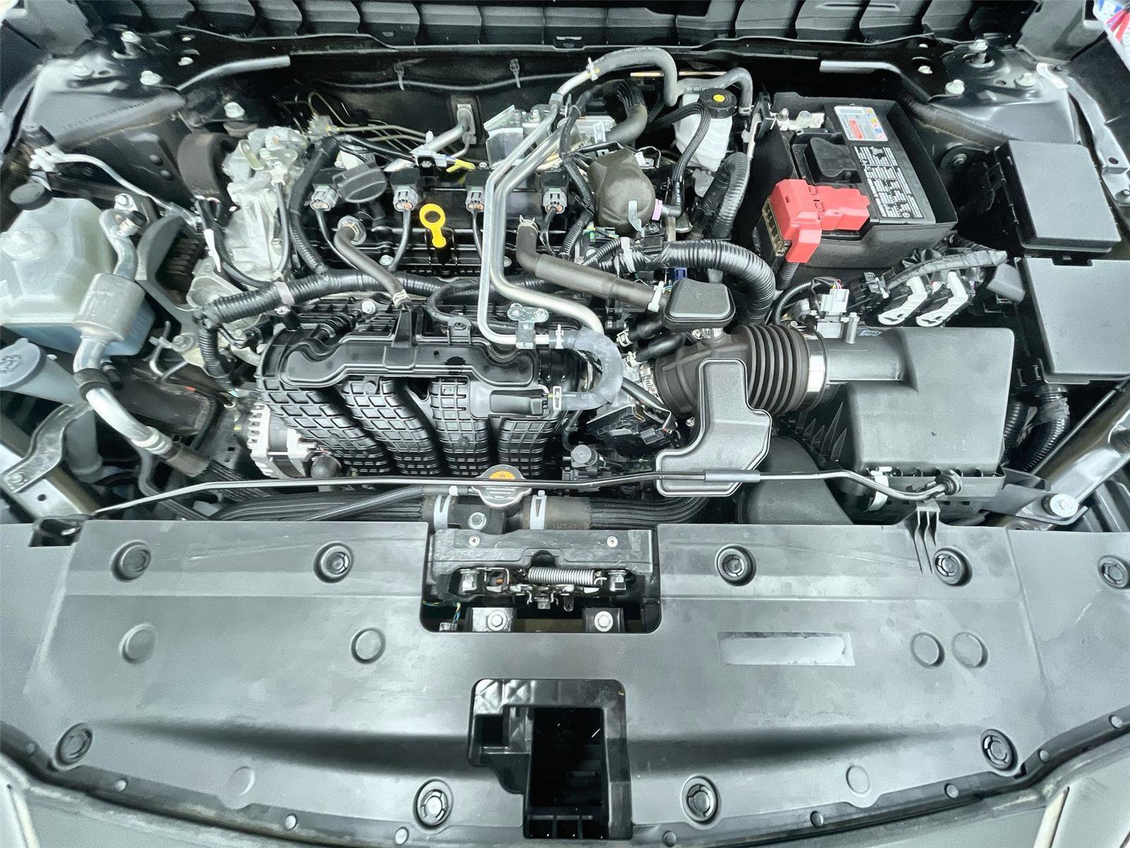 Used 2024 Nissan Altima 2.5 SR AWD/4WD image 11