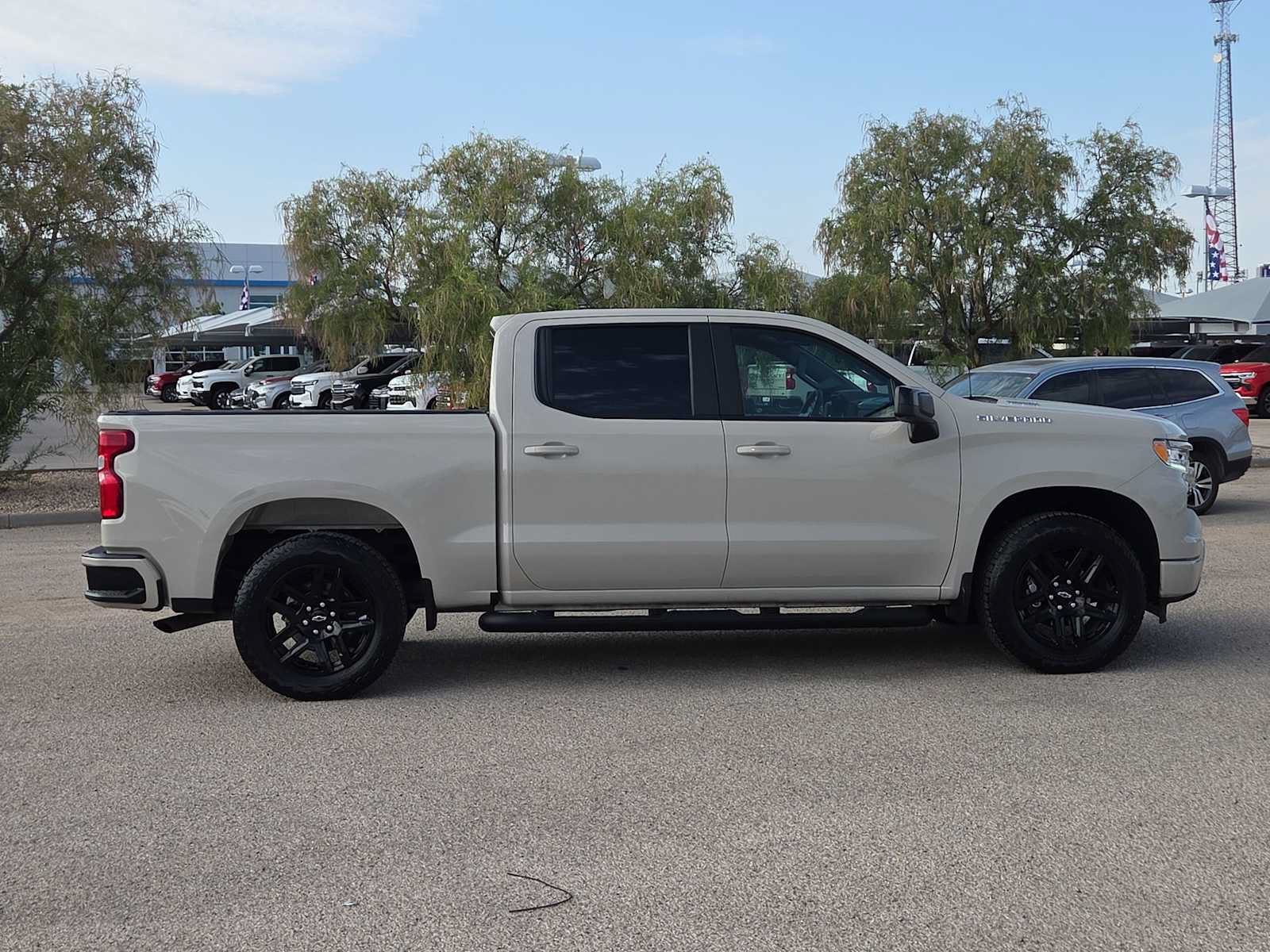 Used 2026 Chevrolet Silverado 1500 RST w/ RST Select Package RWD image 9