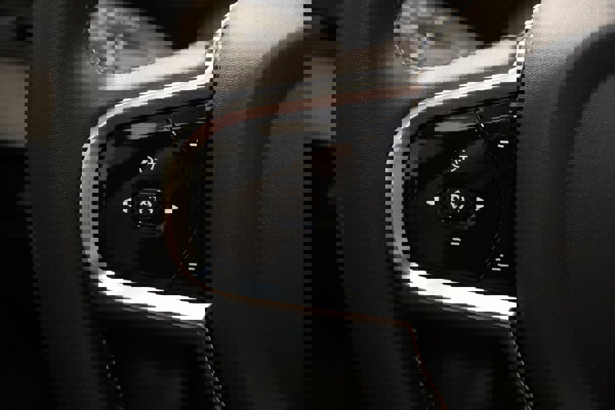 Used 2024 Volvo XC90 T8 Ultimate w/ Protection Package Premier image 35