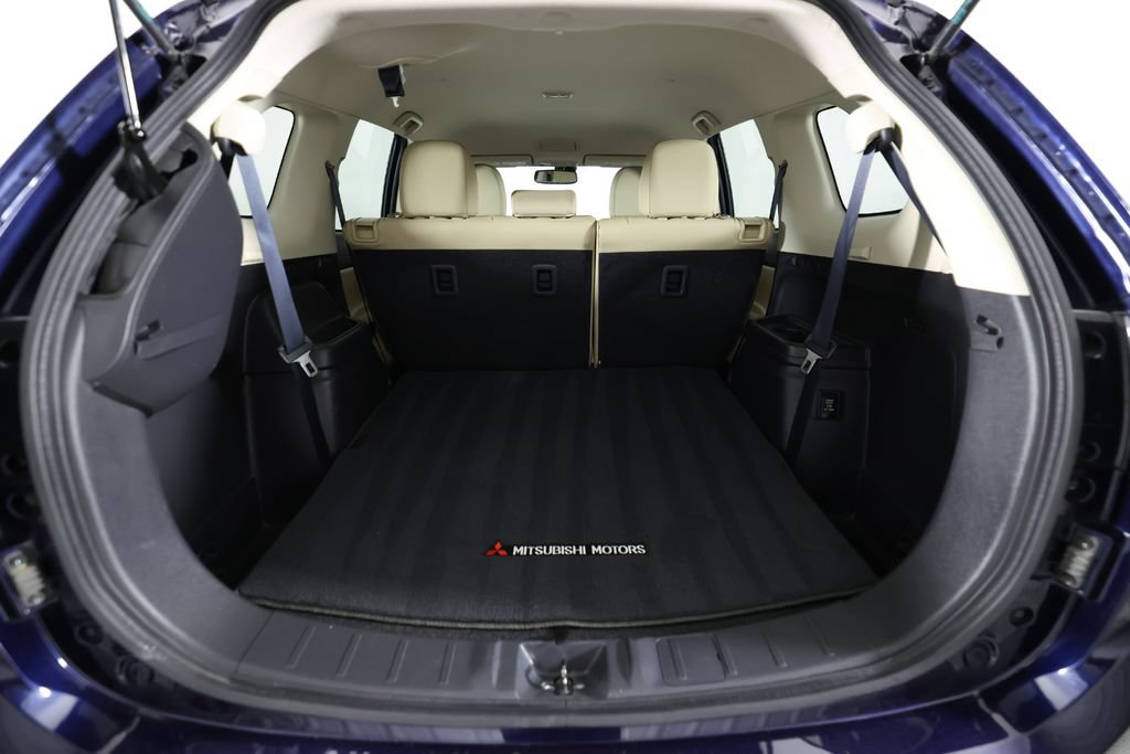 Used 2018 Mitsubishi Outlander SE FWD image 14
