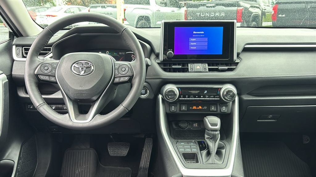 Used 2023 Toyota RAV4 XLE Premium AWD/4WD image 9