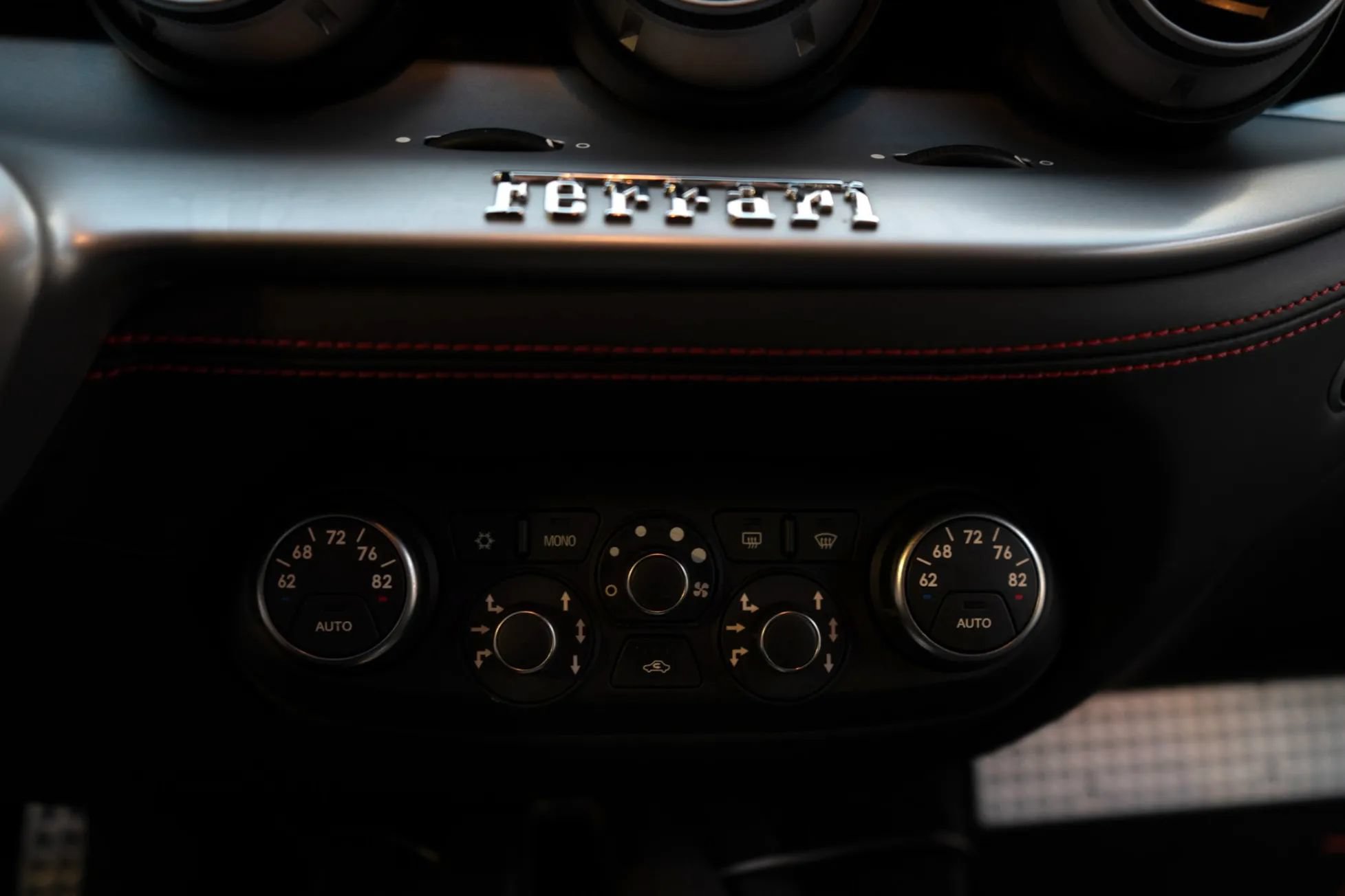 Used 2015 Ferrari F12 Berlinetta RWD image 26