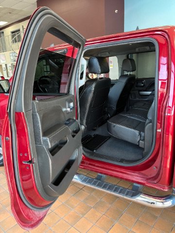 Used 2018 Chevrolet Silverado 1500 LT w/ All Star Edition AWD/4WD image 29