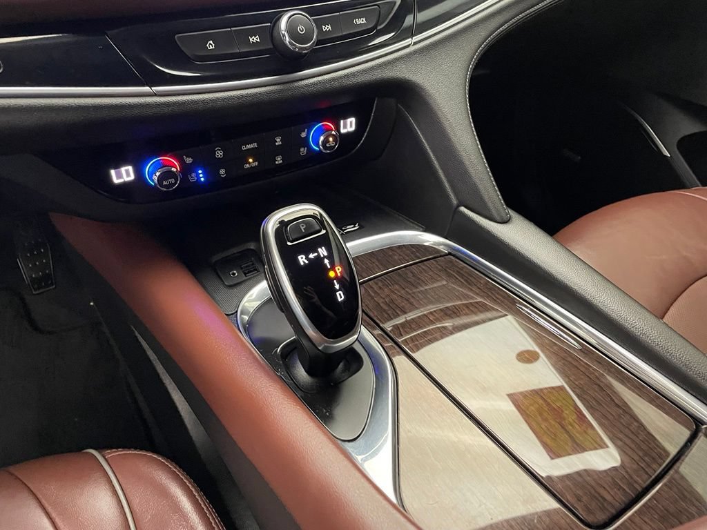 Used 2020 Buick Enclave Avenir w/ Avenir Technology Package FWD image 19