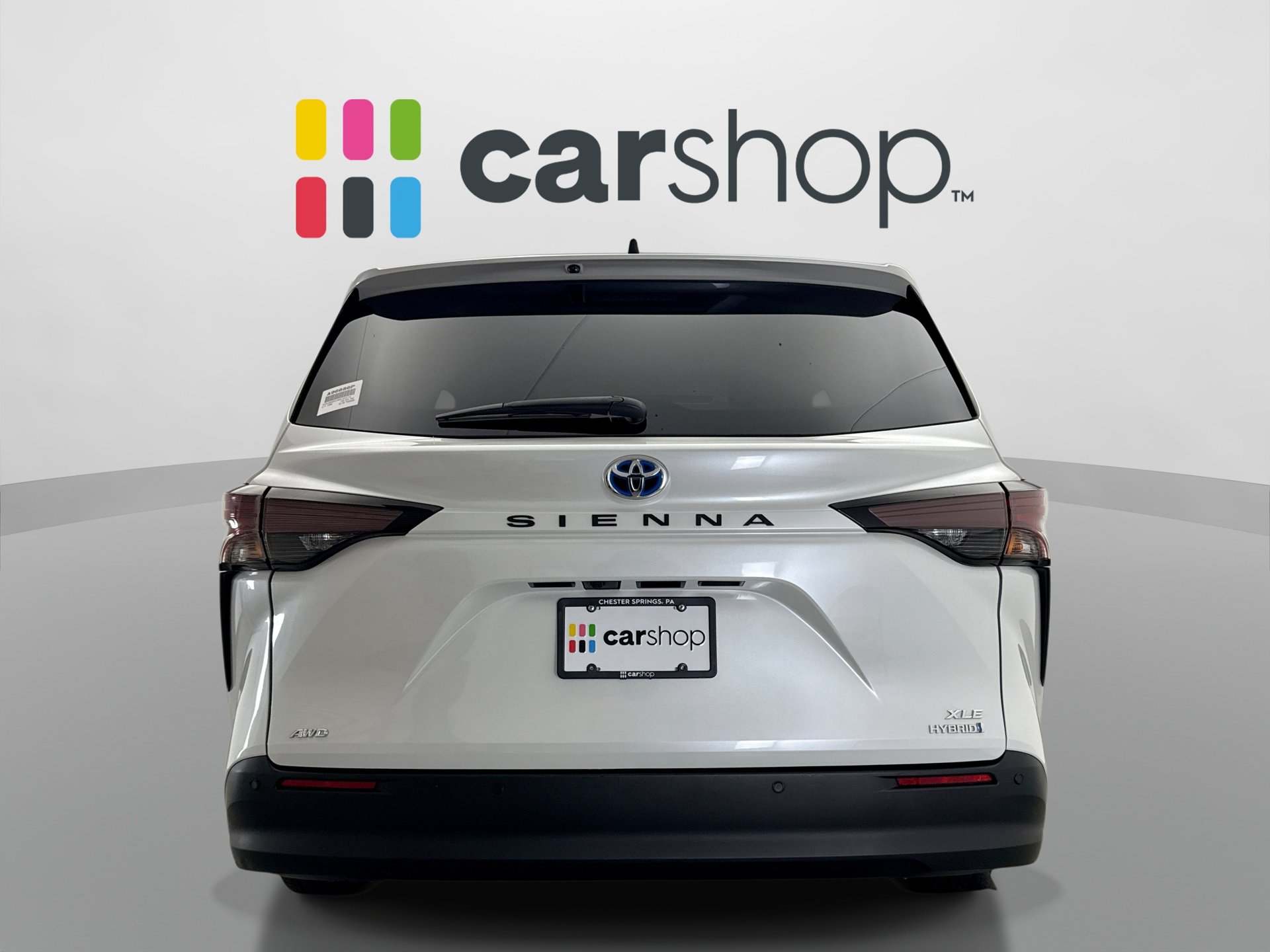 Used 2024 Toyota Sienna XLE w/ XLE Plus Package AWD/4WD image 4