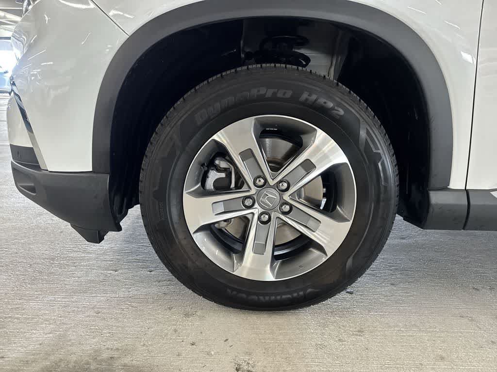 Used 2025 Honda Pilot EX-L image 10