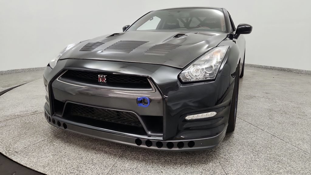 Used 2014 Nissan GT-R Black Edition AWD/4WD image 10