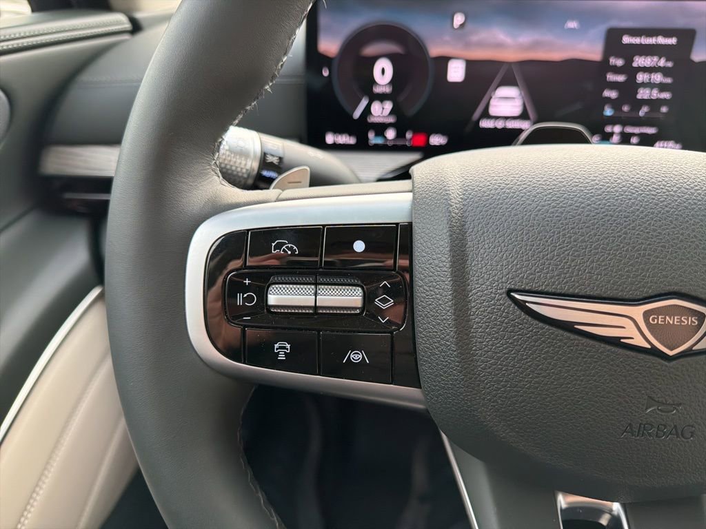 Used 2025 Genesis GV80 2.5T Prestige image 15