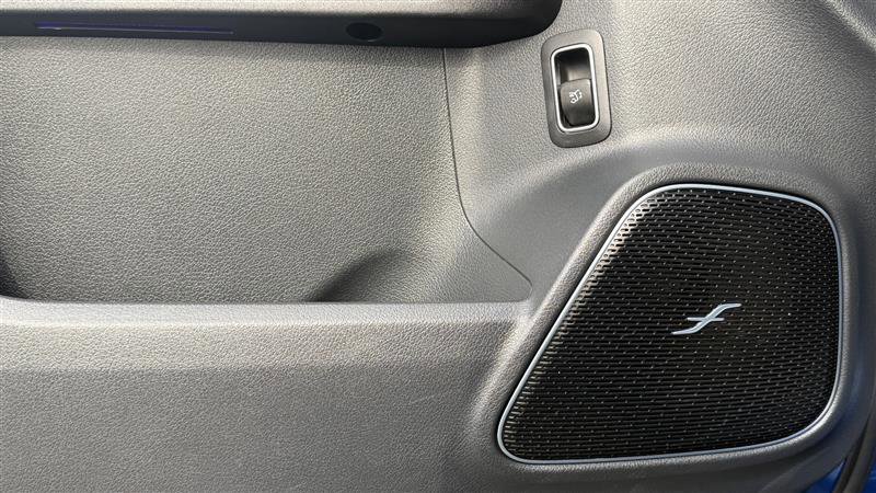 Used 2024 Mercedes-Benz GLB 250 image 14