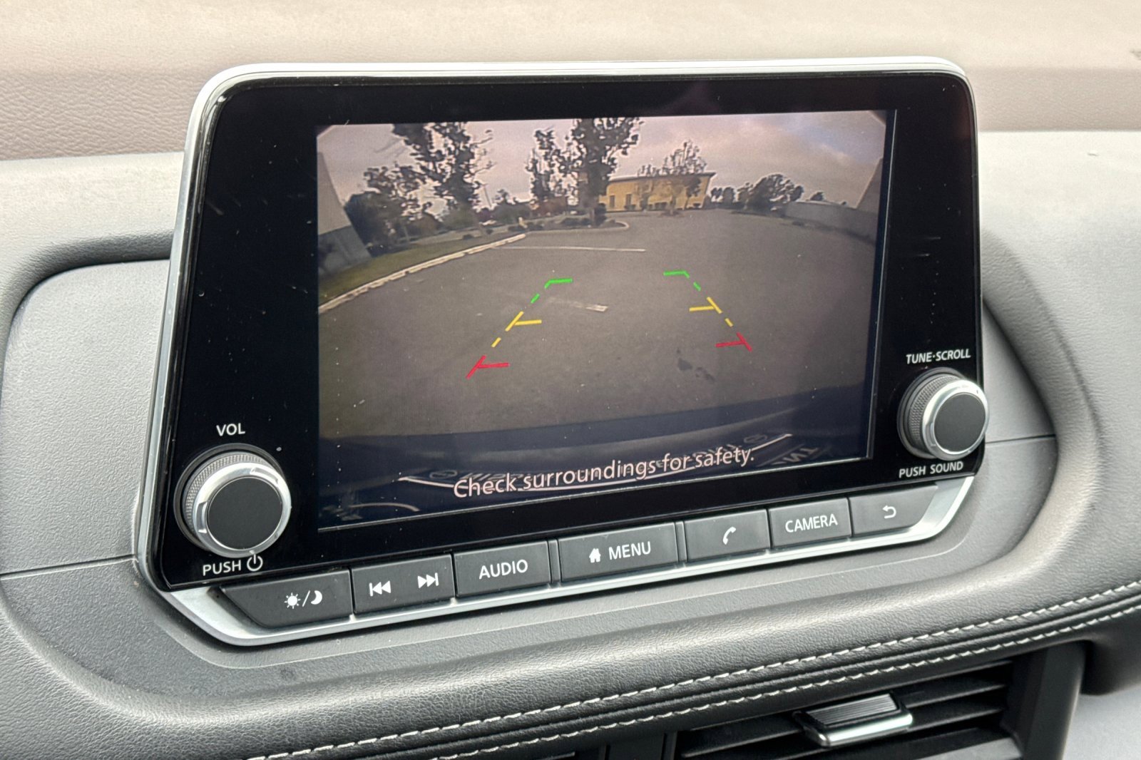 Certified 2023 Nissan Rogue SV image 22