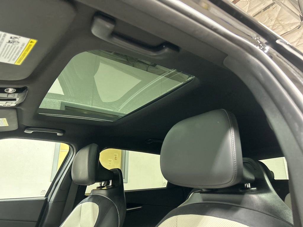 Used 2023 Kia EV6 GT-Line w/ GT-Line White Seat Package image 8