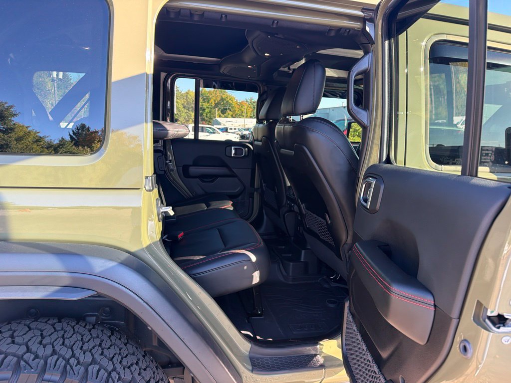 Used 2026 Jeep Wrangler Unlimited Rubicon 392 w/ Quick Order Package 27X Moab AWD/4WD image 15