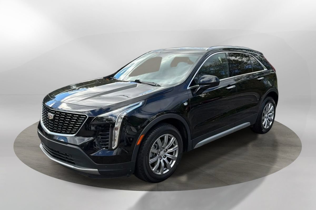 Used 2020 Cadillac XT4 Premium Luxury FWD image 1