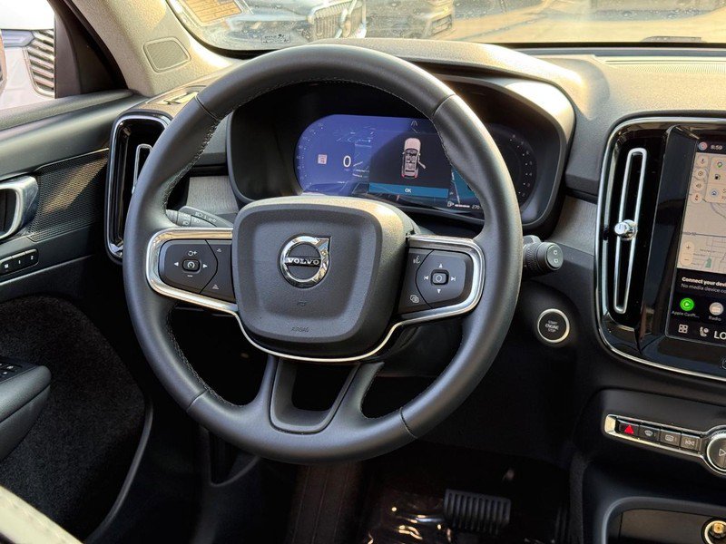 Used 2026 Volvo XC40 B5 Plus AWD/4WD image 13
