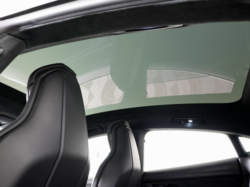 Certified 2024 Porsche Taycan GTS image 19