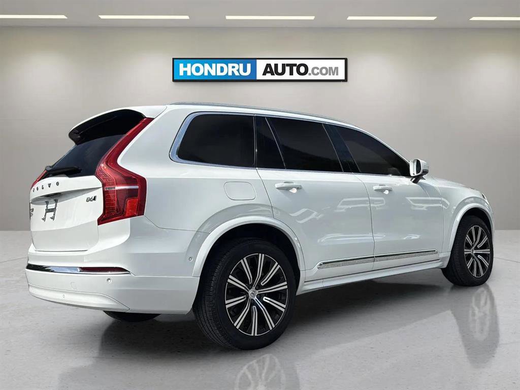 Used 2023 Volvo XC90 B6 Plus image 4