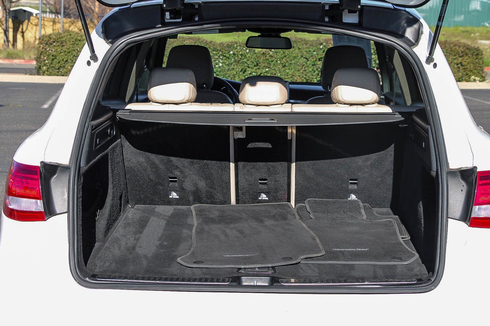 Used 2017 Mercedes-Benz GLC 300 GLC 300 image 25