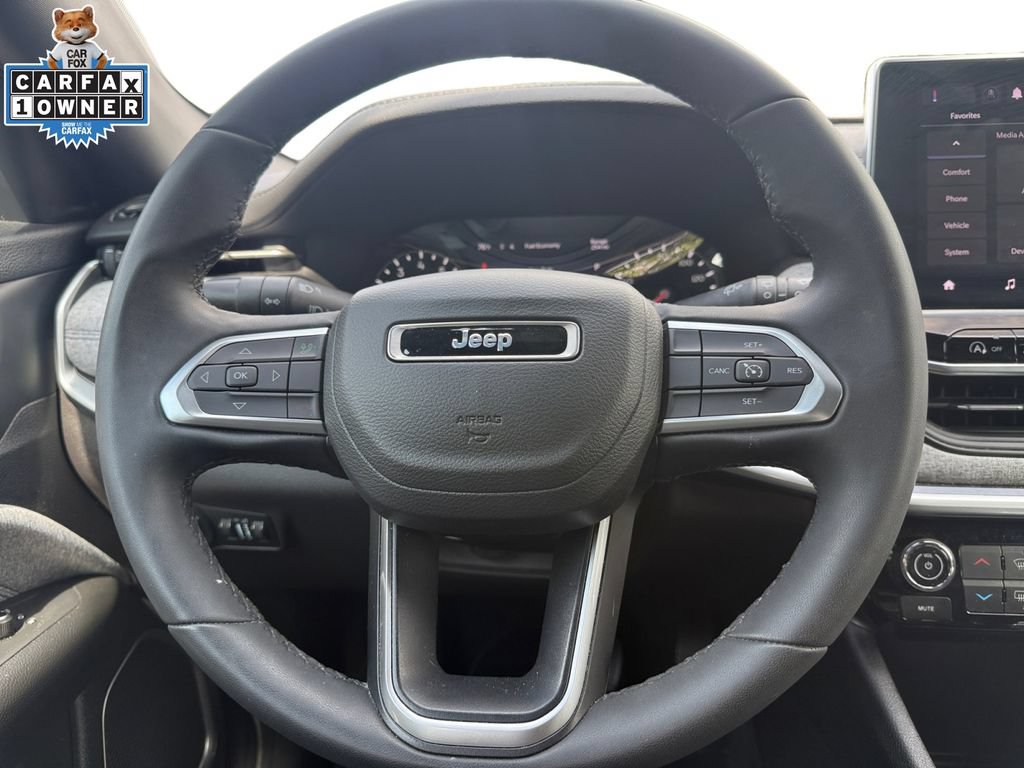 Used 2023 Jeep Compass Latitude AWD/4WD image 12