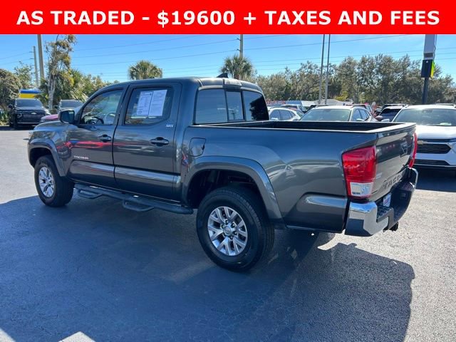 Used 2017 Toyota Tacoma SR5 w/ Tow Package image 4