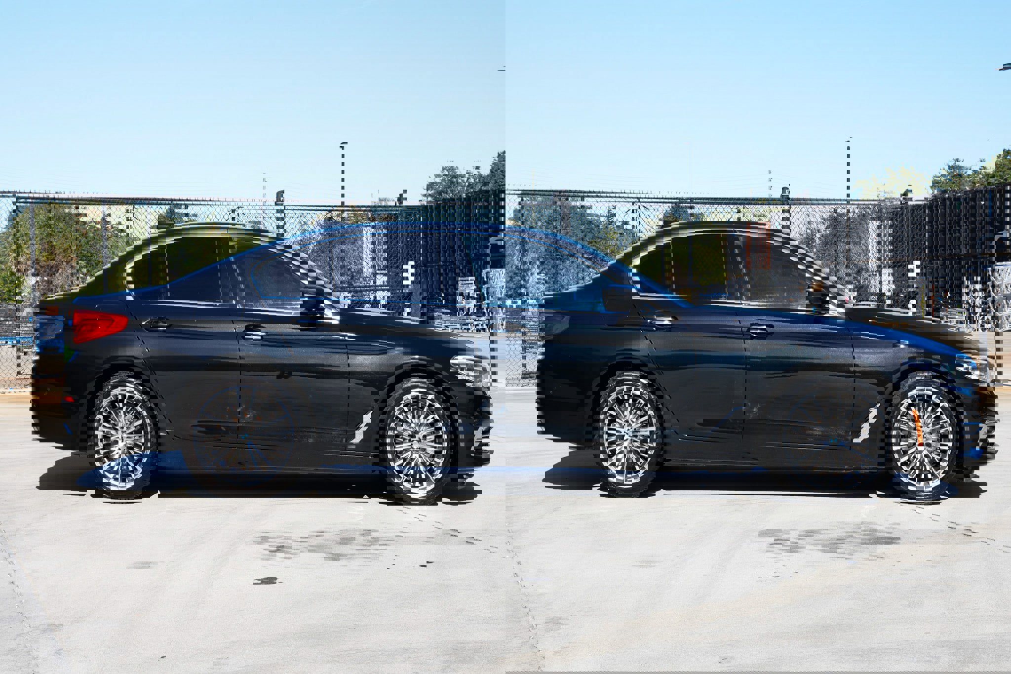 Used 2017 BMW 540i image 18