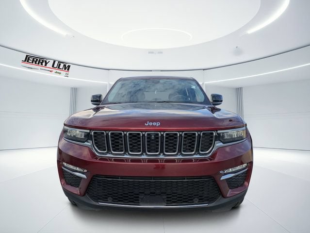 Certified 2022 Jeep Grand Cherokee Limited w/ Luxury Tech Group II RWD image 8