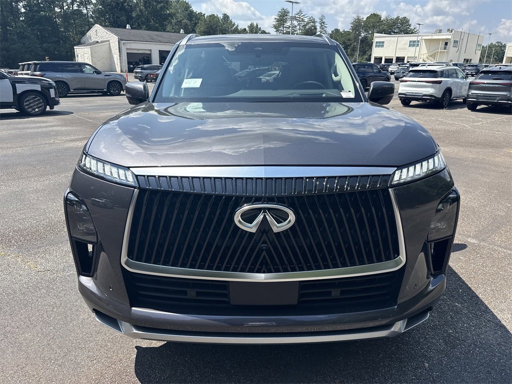 New 2026 INFINITI QX80 Luxe image 3