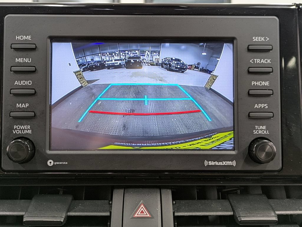 Used 2022 Toyota RAV4 LE AWD/4WD image 13