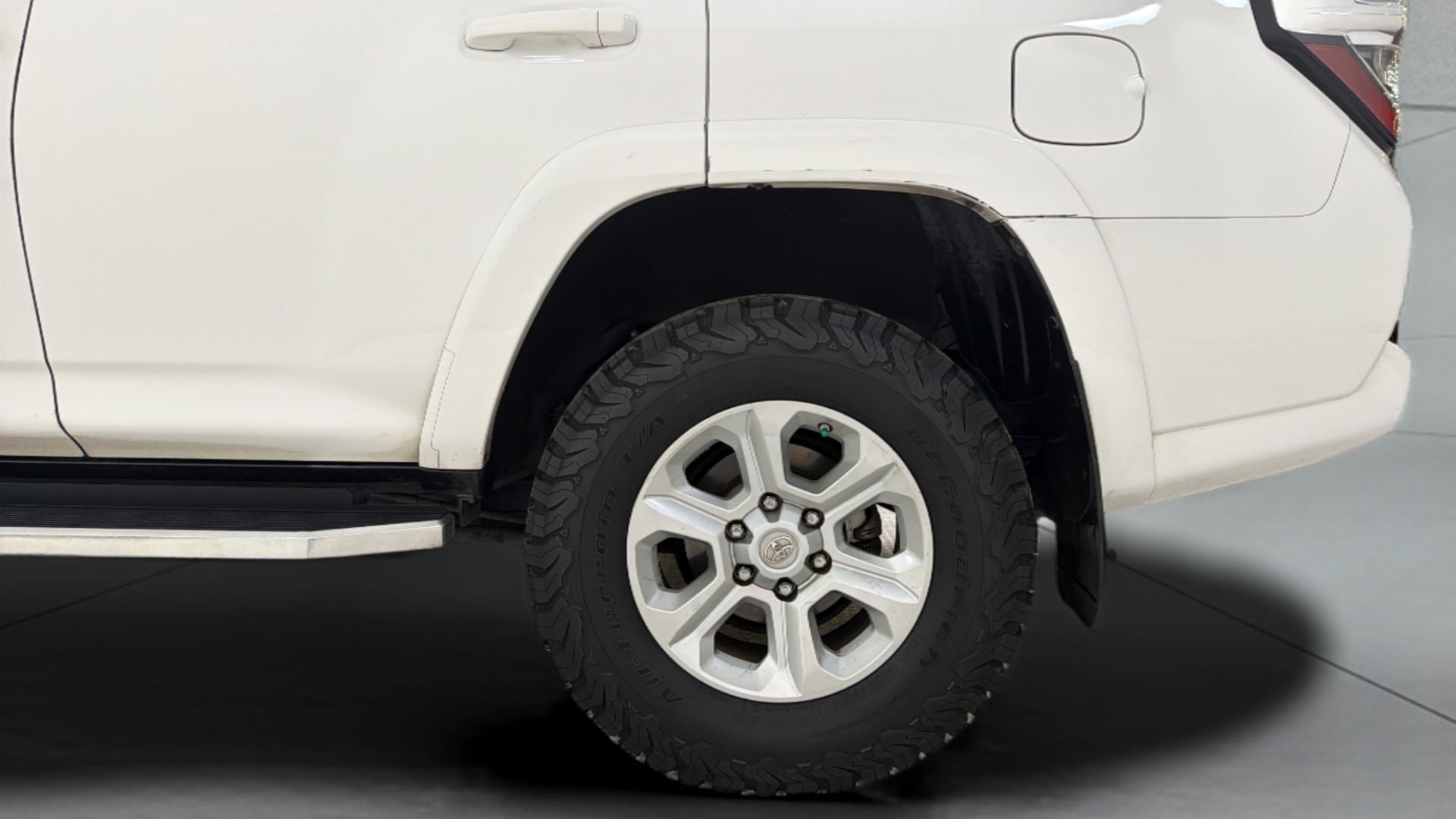 Used 2016 Toyota 4Runner SR5 image 37