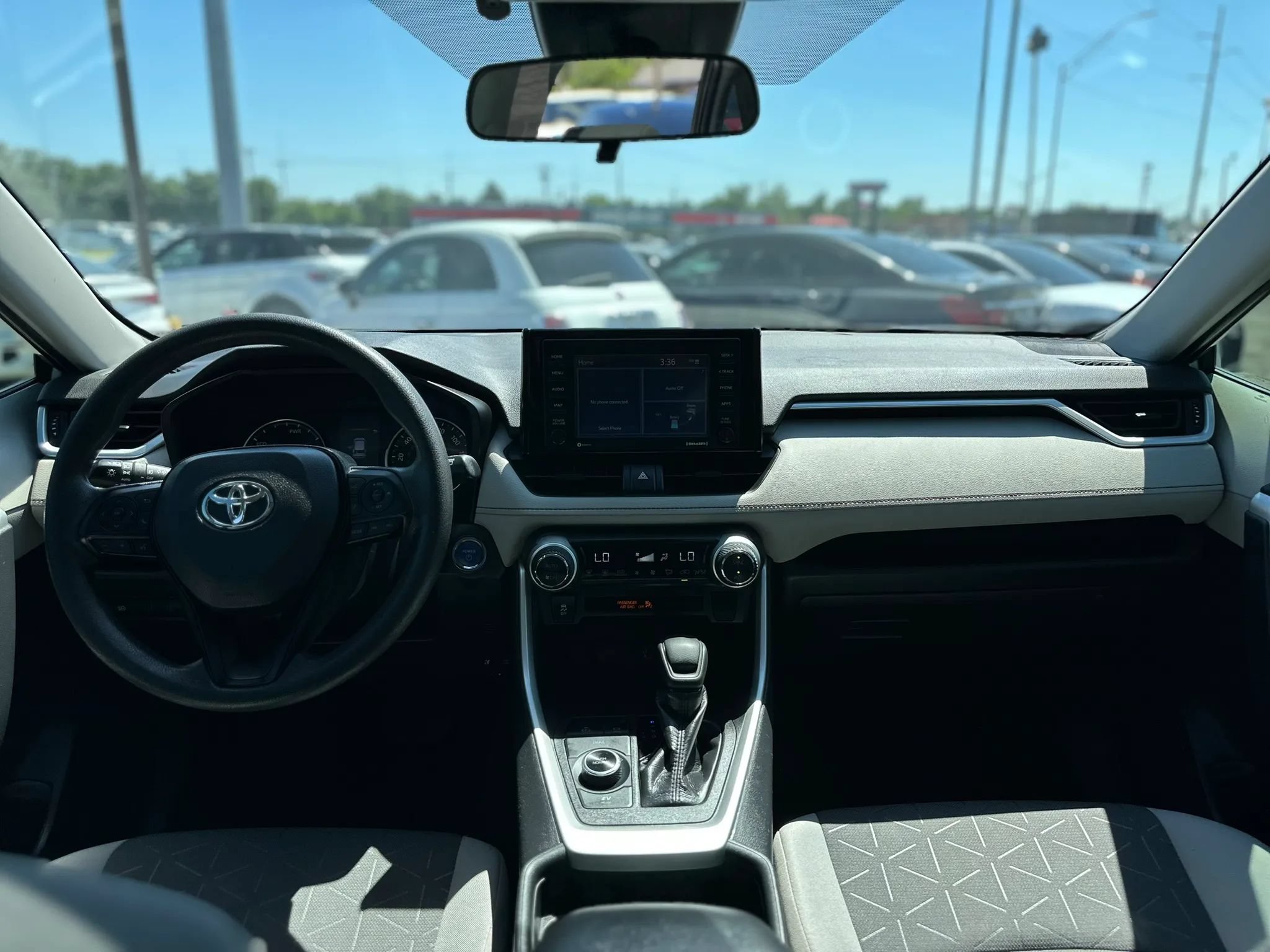 Used 2021 Toyota RAV4 XLE w/ Convenience Package AWD/4WD image 12