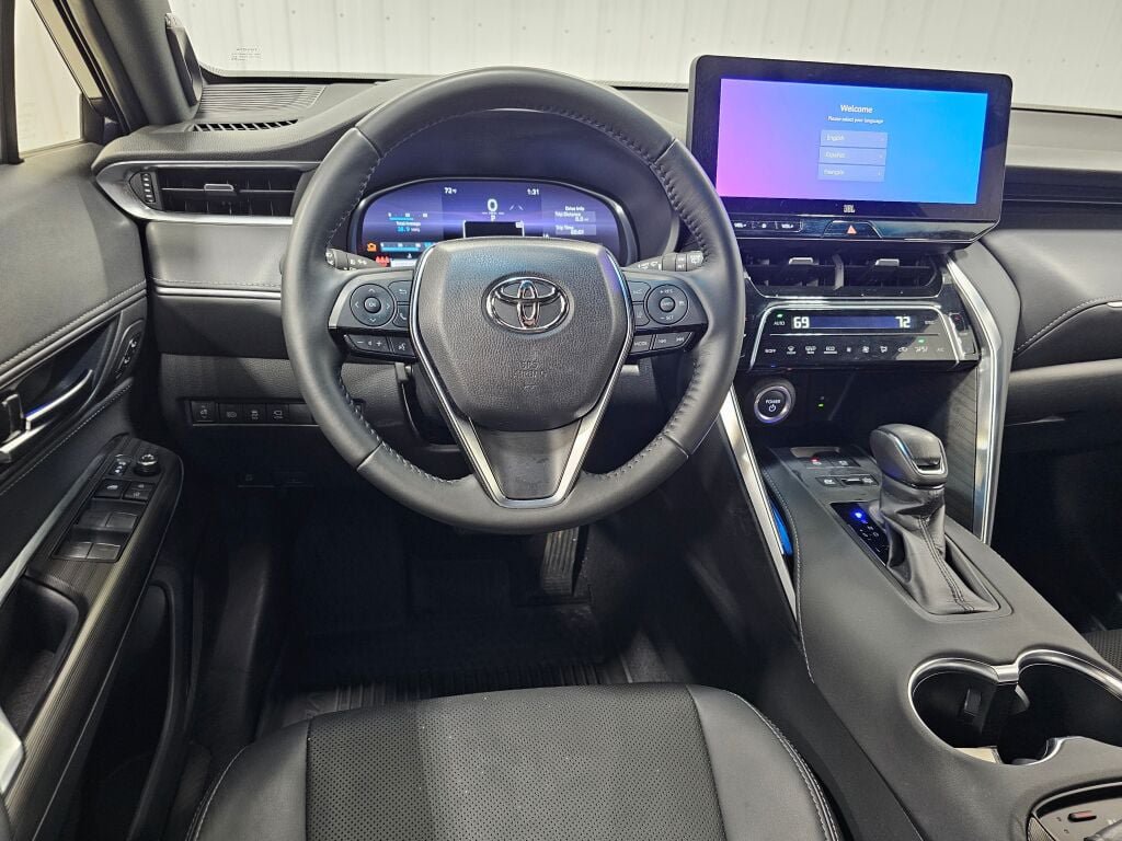 Used 2024 Toyota Venza Limited AWD/4WD image 14