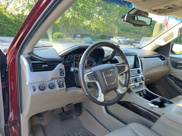Used 2020 GMC Yukon SLT w/ Open Road Package AWD/4WD image 10