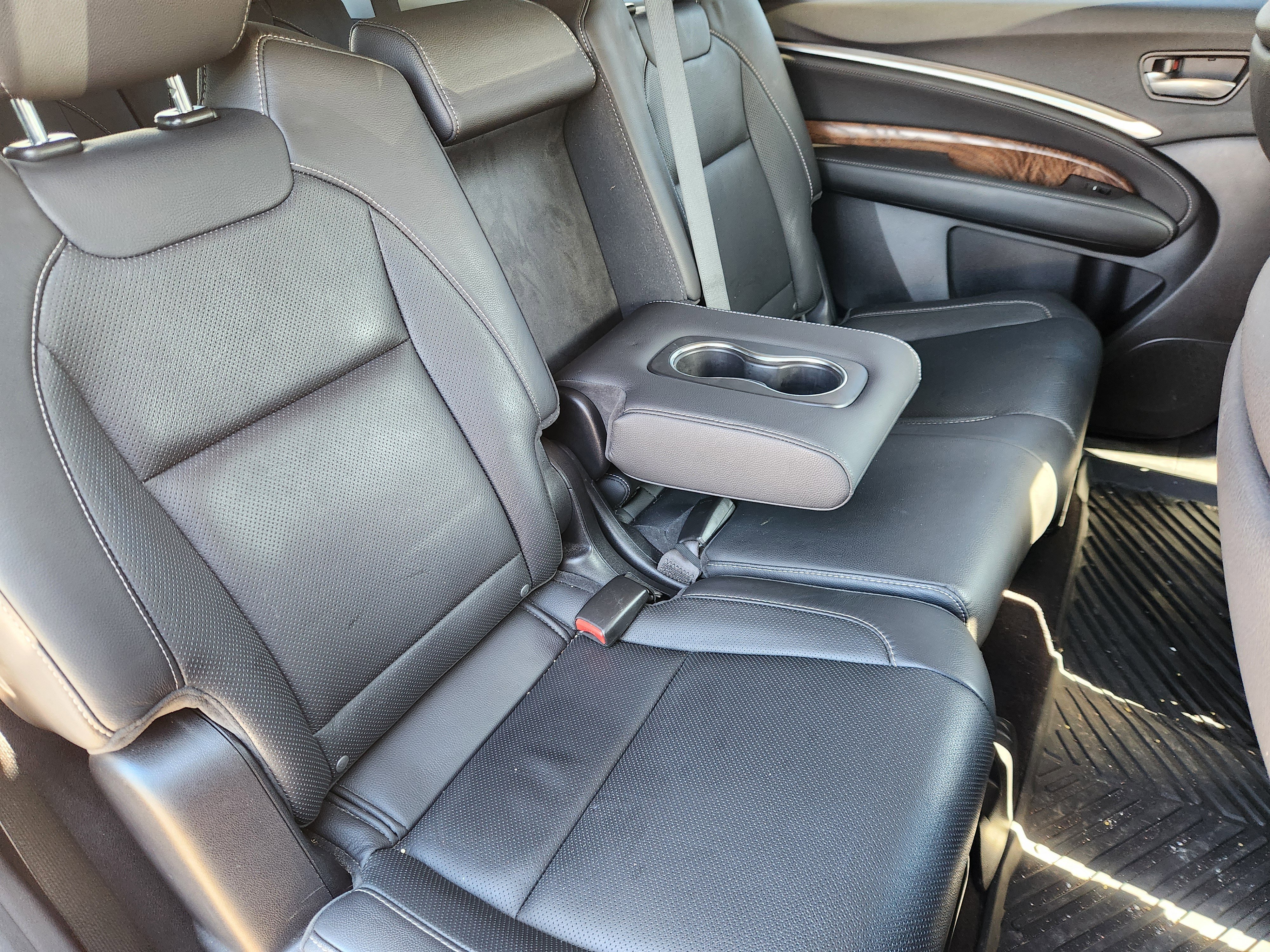 Used 2020 Acura MDX SH-AWD w/ Technology Package image 18