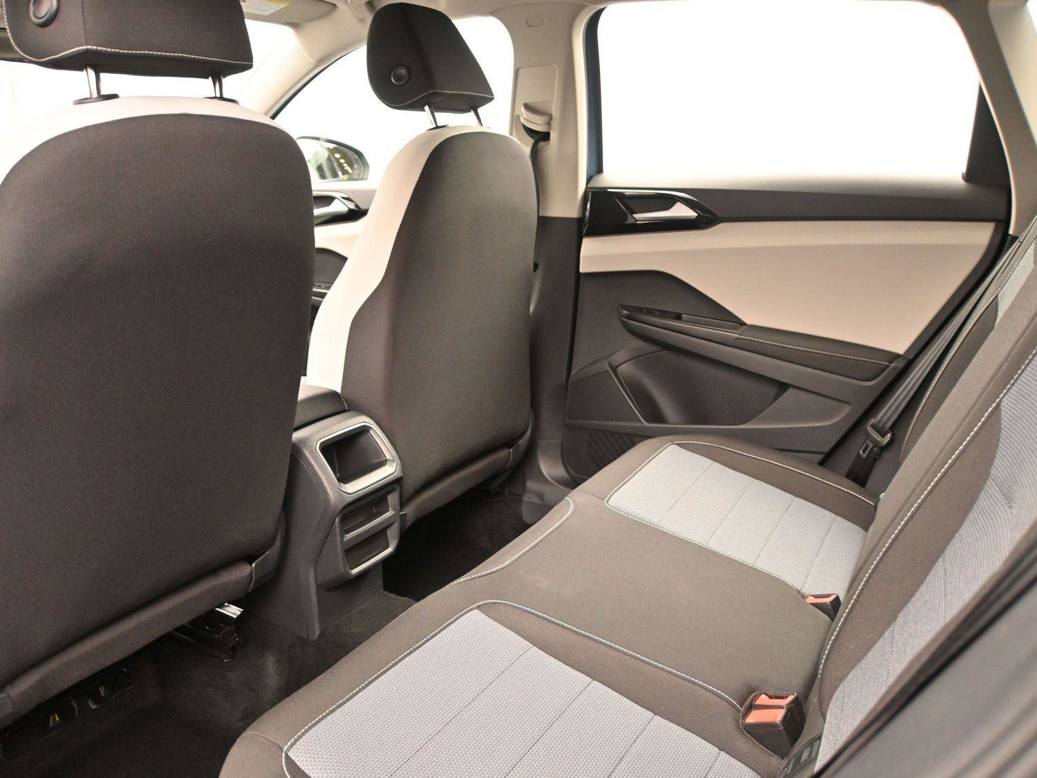 Certified 2025 Volkswagen Taos S w/ Taos Adventure Package AWD/4WD image 10