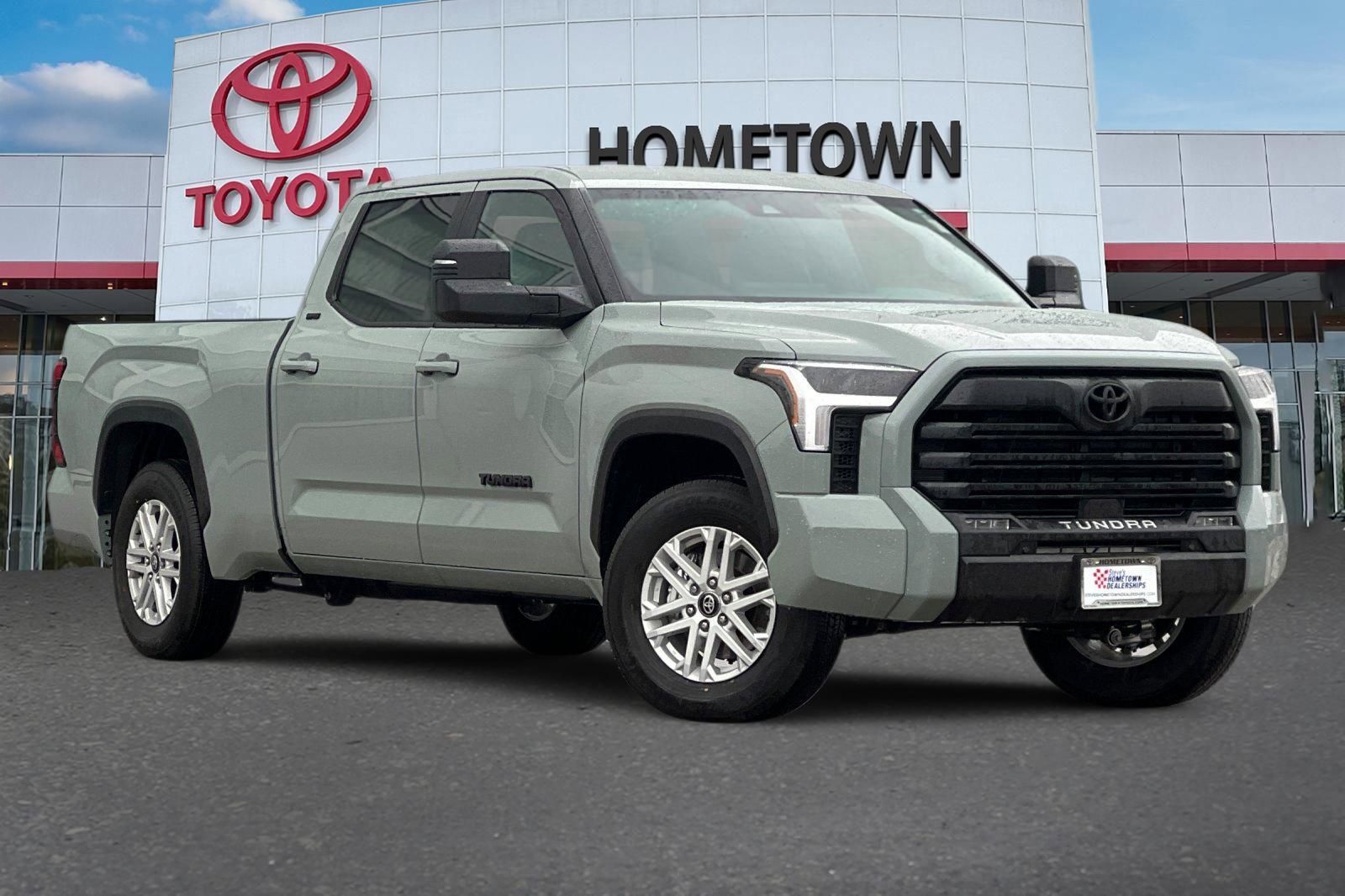 New 2026 Toyota Tundra SR5 w/ SR5 Premium Package image 2