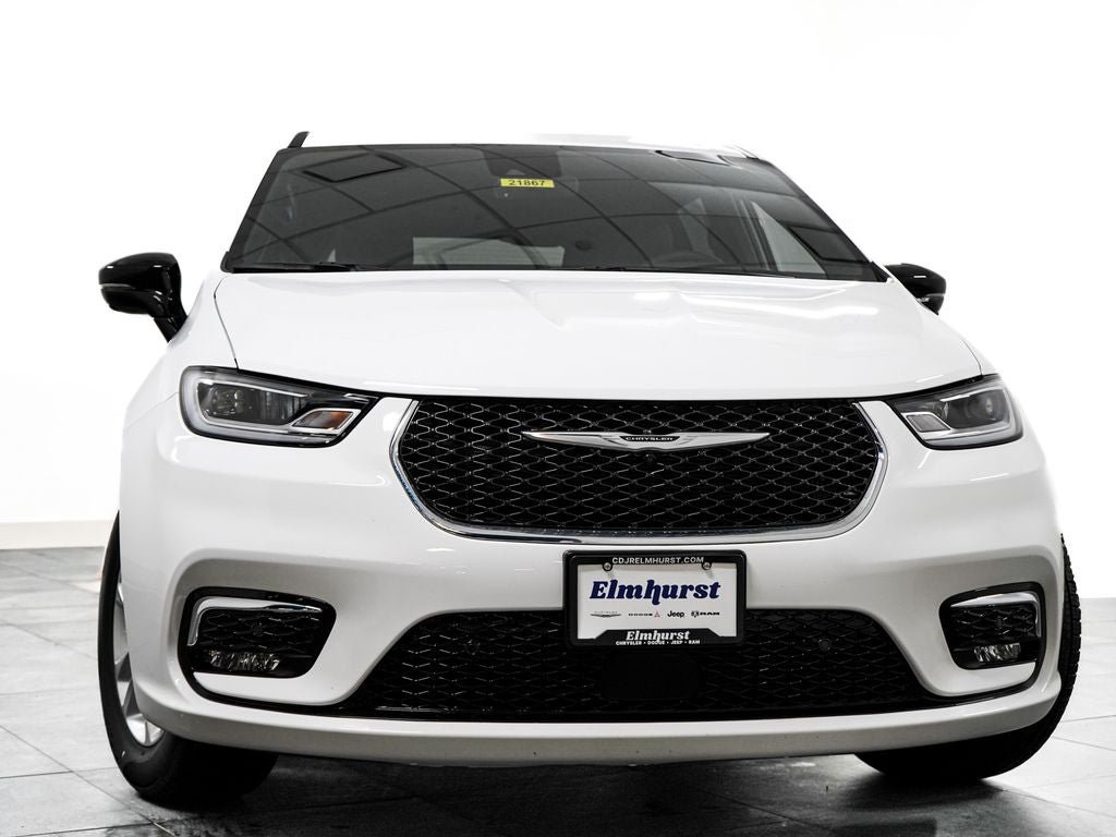 New 2026 Chrysler Pacifica Select FWD image 3